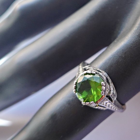 Peridot Sterling Silver Victorian Revival Ring - Picture 1 of 3